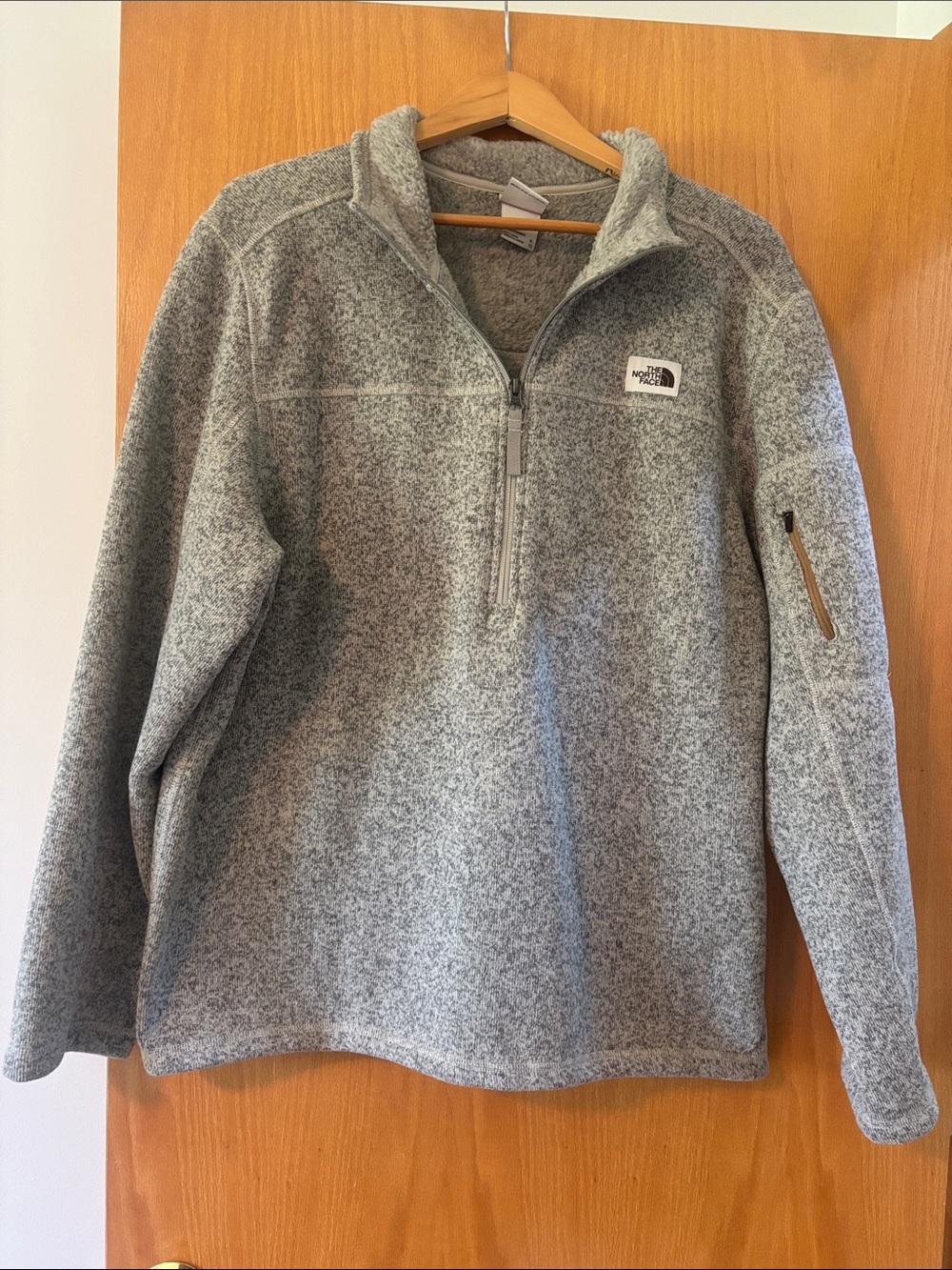The North Face Men's Heather Gray Half-Zip Fleece Pullover